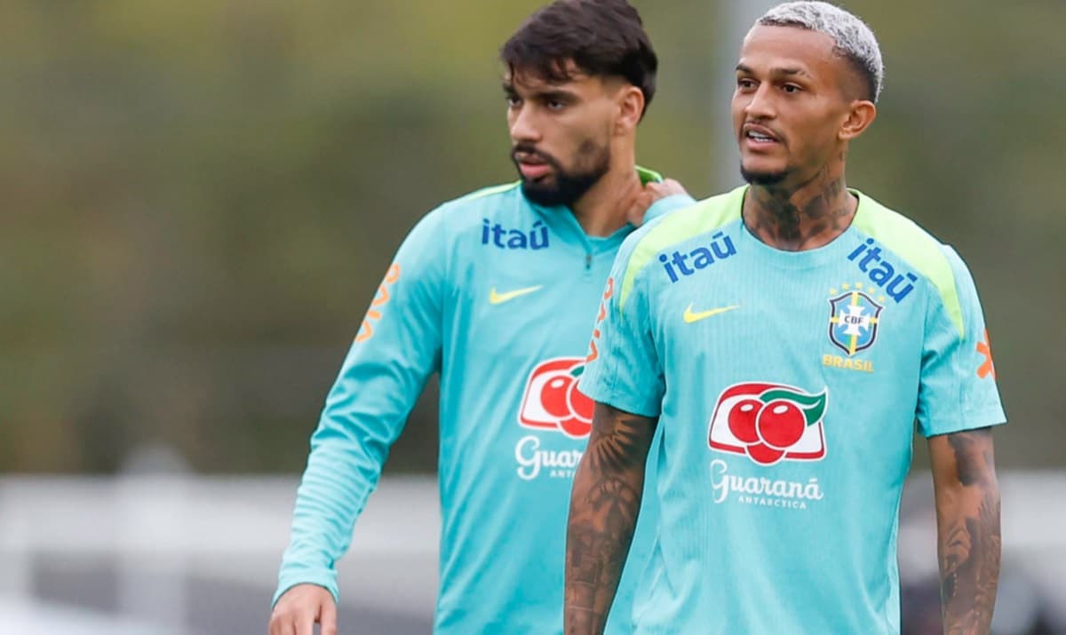 lucas paquetá e wesley em treino da seleção brasileira