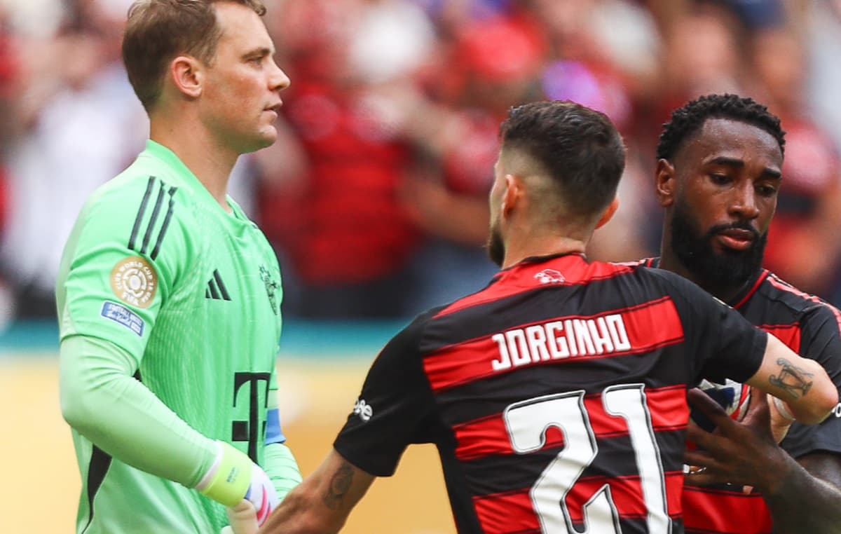 neuer do bayern em jogo contra flamengo gol do jorginho