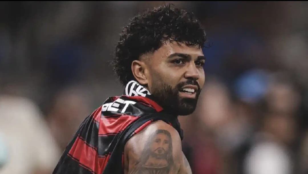 Gabigol com camisa do Flamengo em Minas Gerais após jogo pelo Cruzeiro