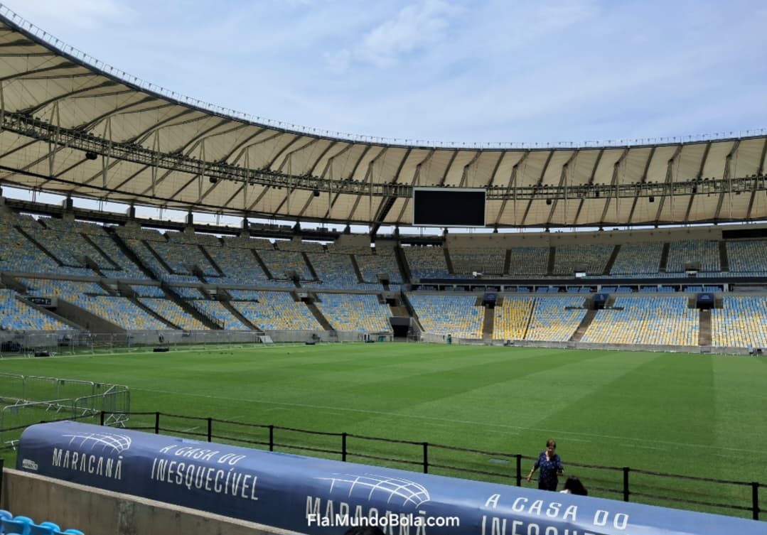 Campo do Maracanã em foto tirada pelo MundoBola Flamengo em dia sem jogo