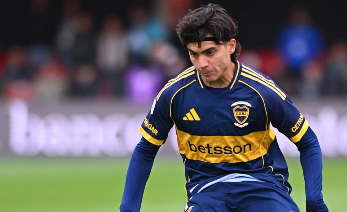 Exequiel Zeballos, do Boca Juniors, é alvo do Flamengo; atacante em ação