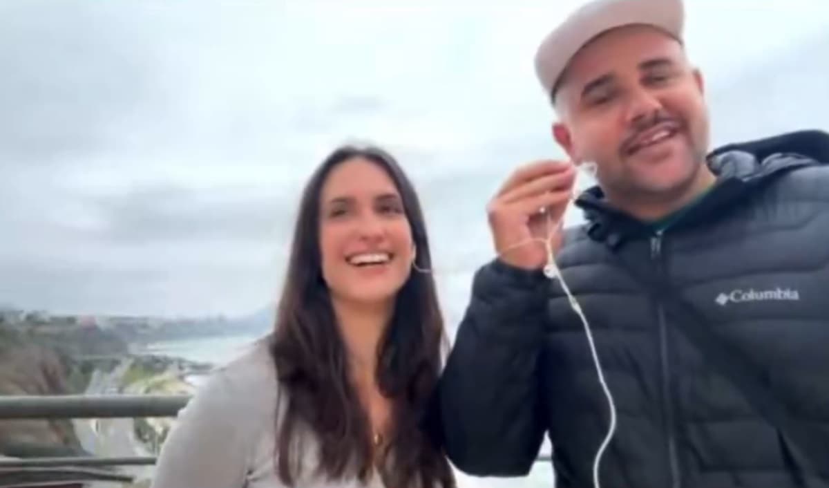 Repórter da Placar ri após ato racista de palmeirense com torcida do Flamengo