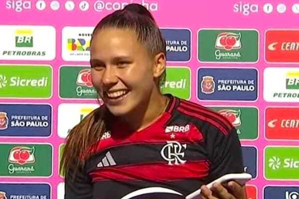 Brendha concede entrevista após título do Flamengo sobre o Grêmio na Copinha Feminina