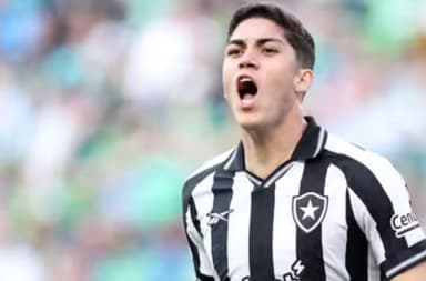 Jair, ex-Botafogo, na mira do Flamengo