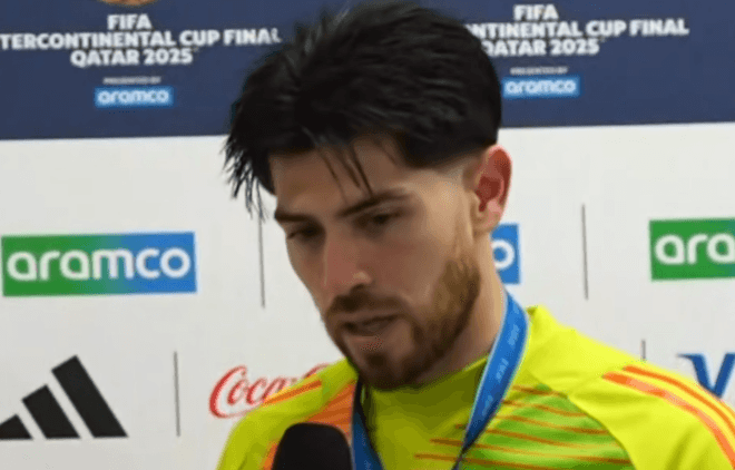 Rossi concede entrevista após Flamengo x PSG no Intercontinental