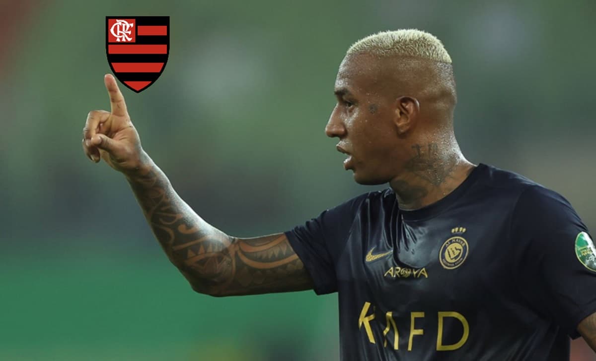 Talisca, em jogo do Al-Nassr; escudo do Flamengo