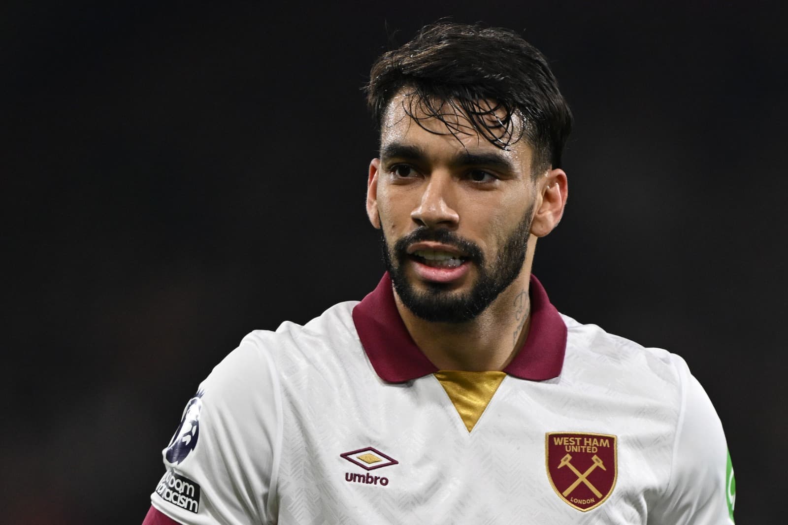 Lucas Paquetá em campo pelo West Ham