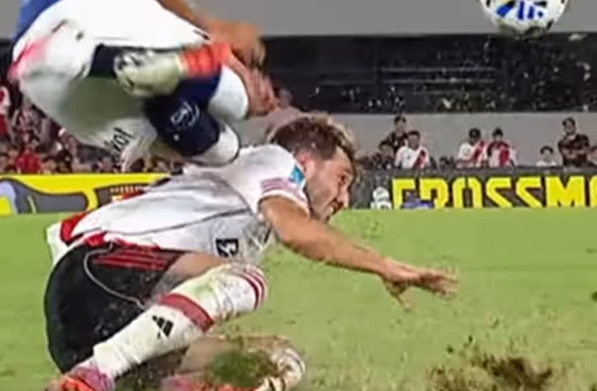 Matías Viña, ex-Flamengo, expulso na Argentina