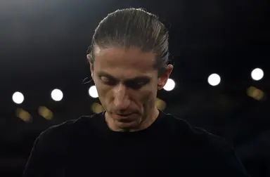Filipe Luís em jogo do Flamengo contra o Lanús
