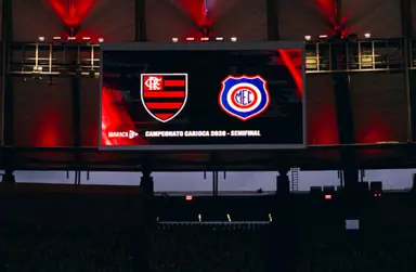 Flamengo e Madureira em jogo do Carioca