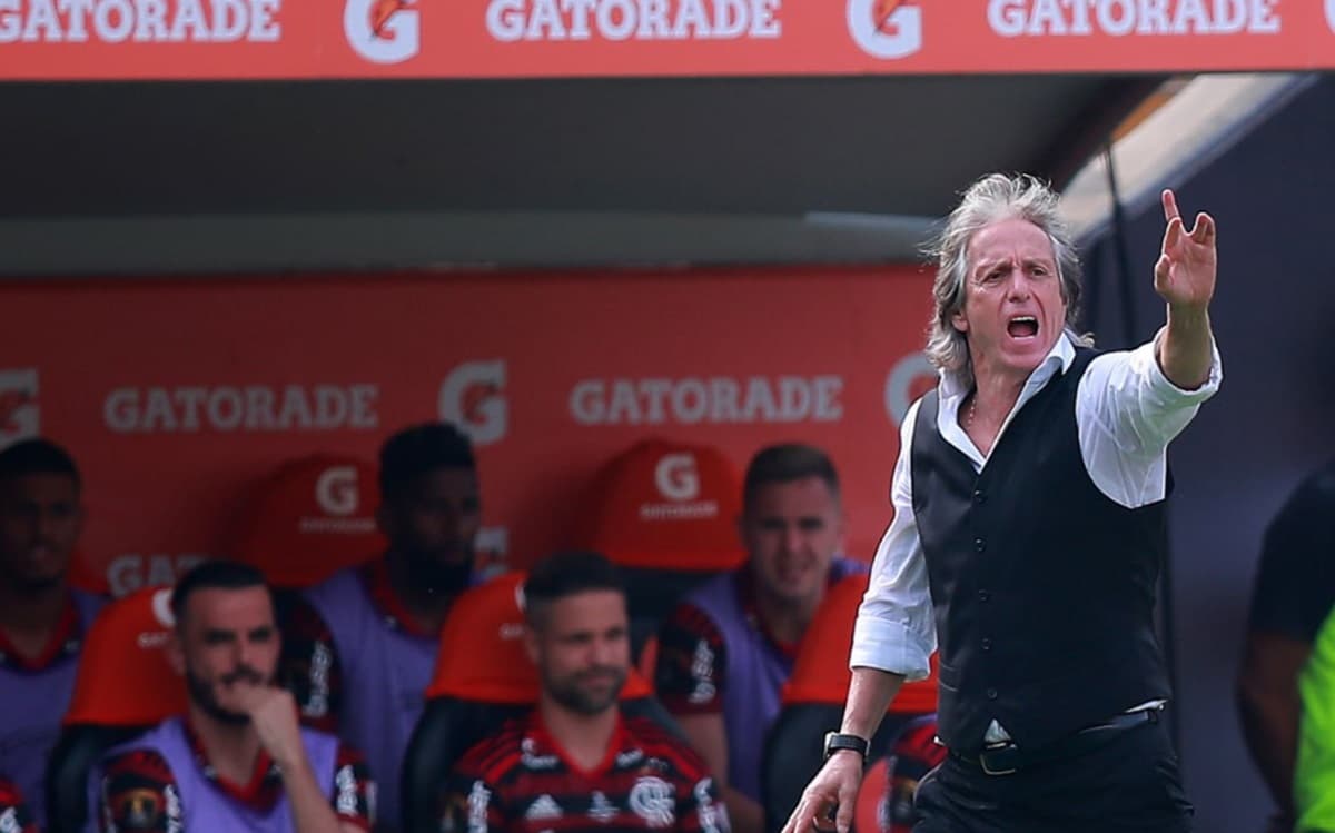 Jorge Jesus em jogo do Flamengo pela Libertadores