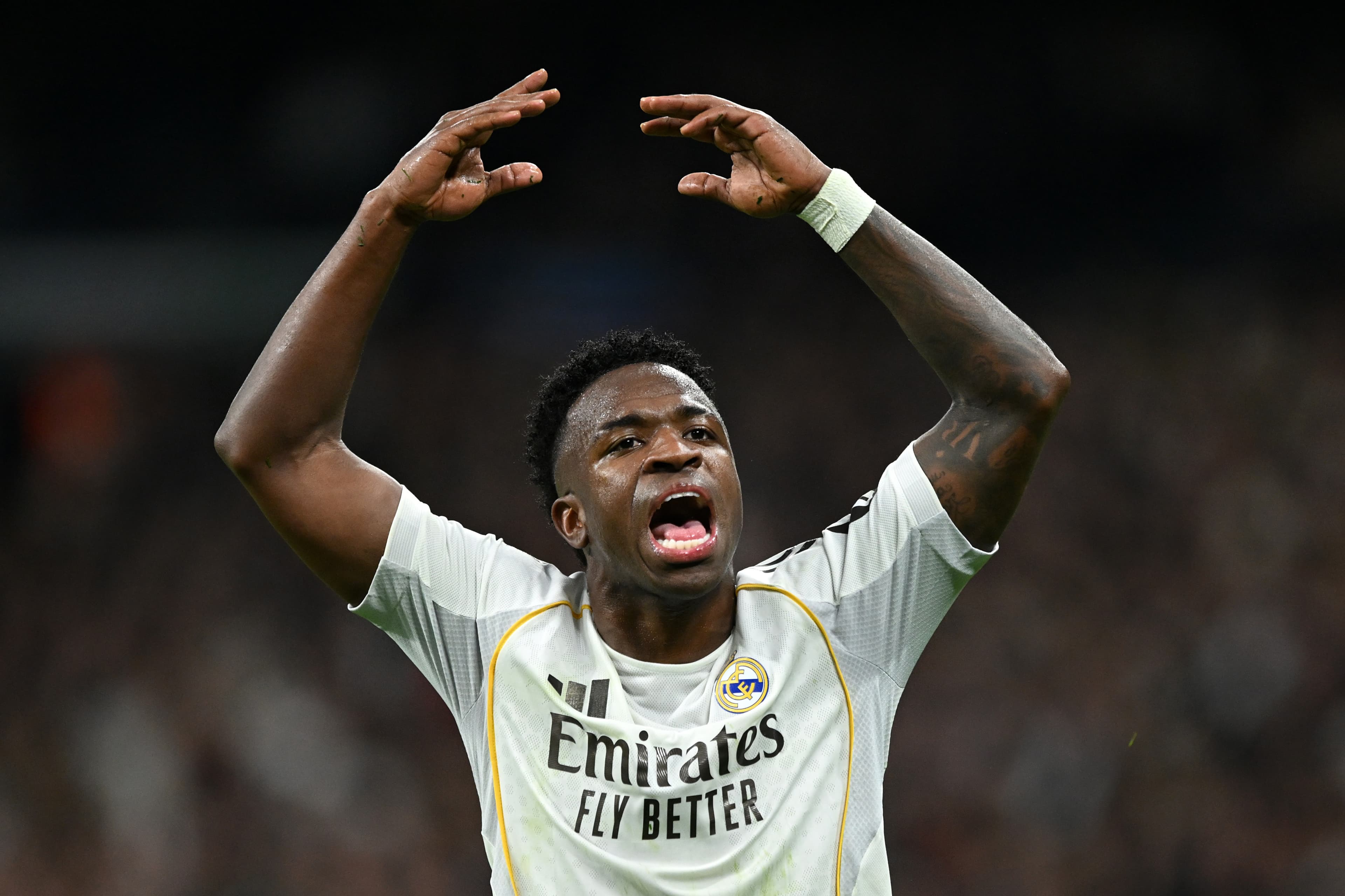 Vini Jr marcou golaço, mas Real Madrid não saiu do empate com o Rayo Vallecano