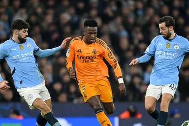 Vini Jr durante Real Madrid x Manchester City