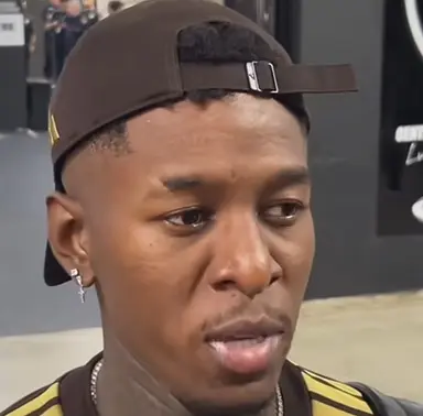 Vitão na zona mista do Engenhão