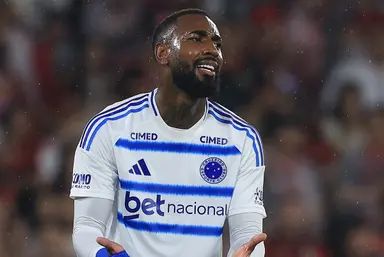 Gerson se lamenta após chance perdida em Flamengo 2x0 Cruzeiro pelo Brasileirão 2026