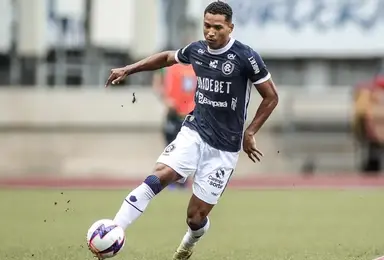 João Lucas em campo pelo Remo