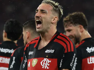 Léo Ortiz grita ao comemorar gol em Flamengo x Remo